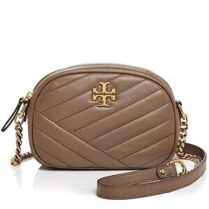 NEW Tory Burch Kira Chevron Camera Crossbody Bag Classic Taupe / Brown